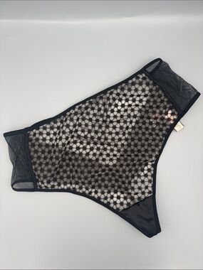 NWT Victoria's Secret Luxe Starburst High Waist Cutout Thong in Black